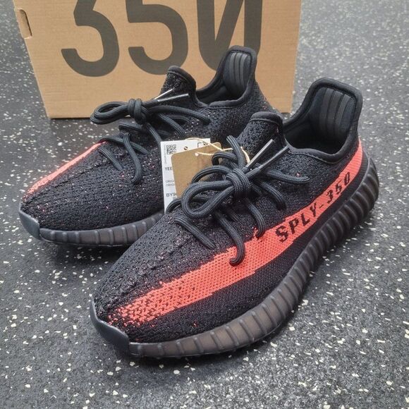 Adidas Yeezy 350 V2 Core Black Red Men's Size 5.5 BY9612 - Picture 2 of 8